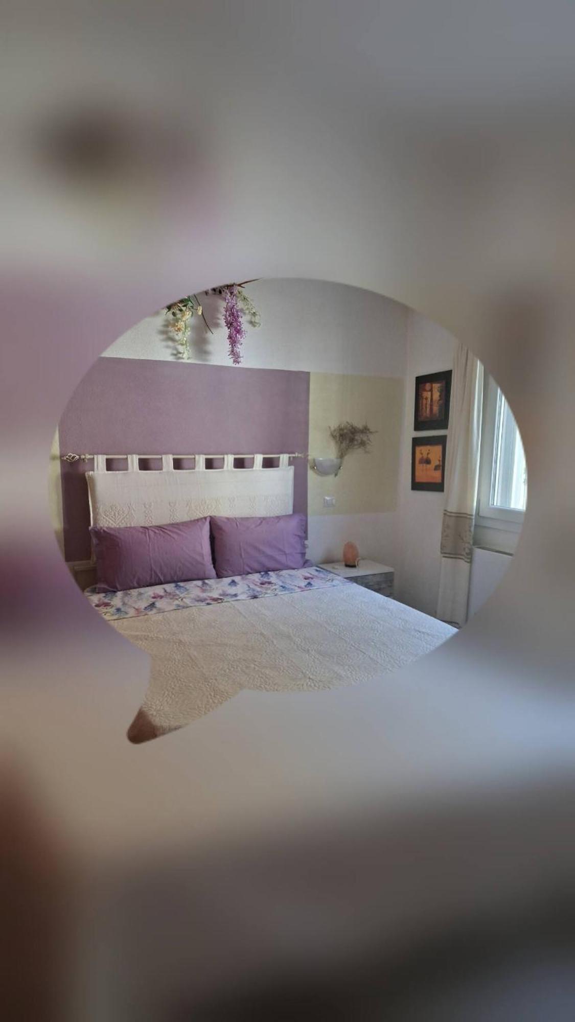 Insula -- Telti Hotel Buitenkant foto